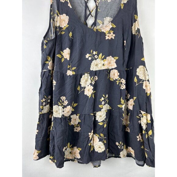 Torrid Black Floral Sleeveless Tiered Tank Top With Back Lace-Up Detail Size 1 - Picture 7 of 8